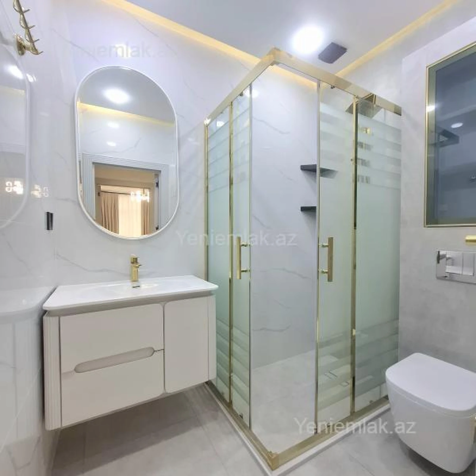 Satılır 3 otaqlı yeni tikili 65 m²