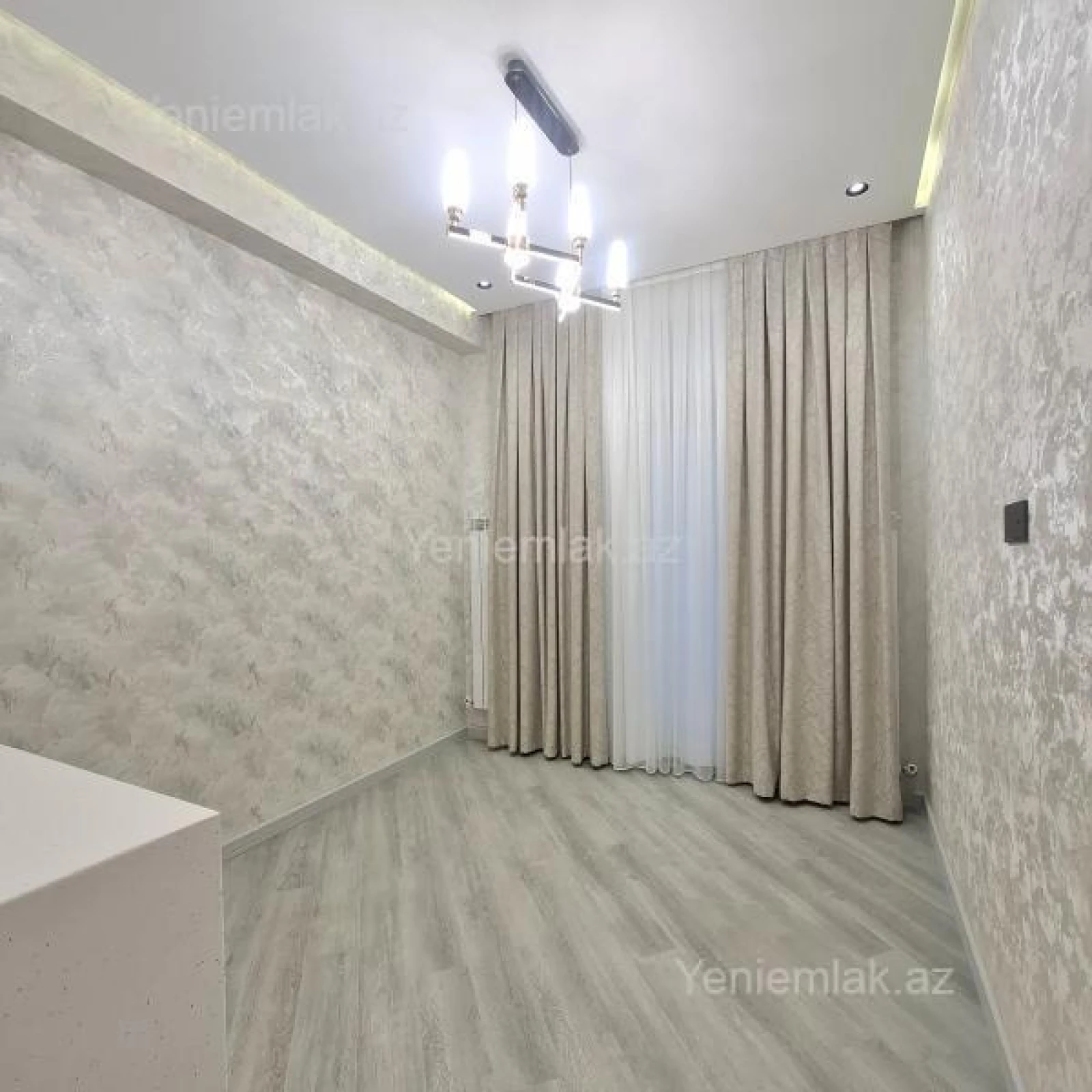 Satılır 3 otaqlı yeni tikili 65 m²