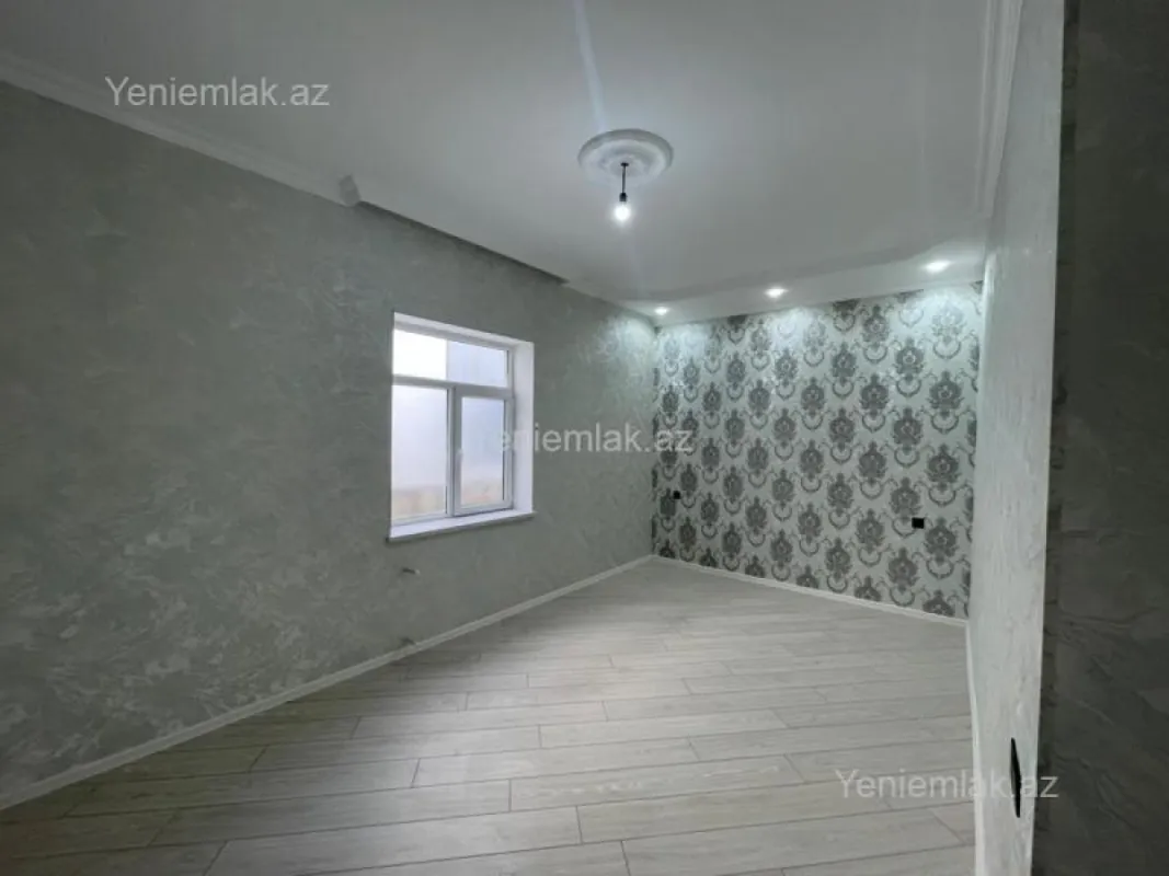 Satılır 4 otaqlı həyət evi 93 m²