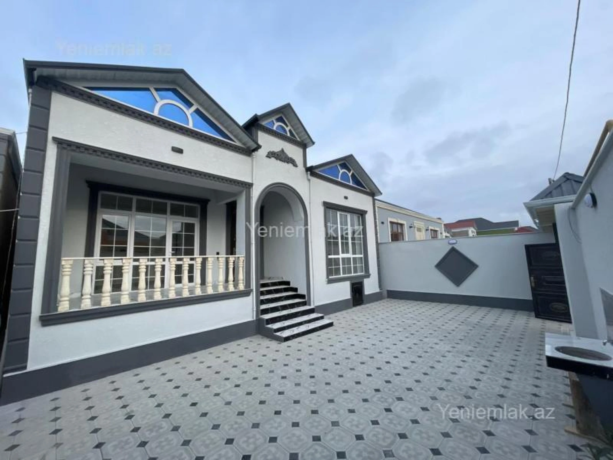 Satılır 4 otaqlı həyət evi 93 m²