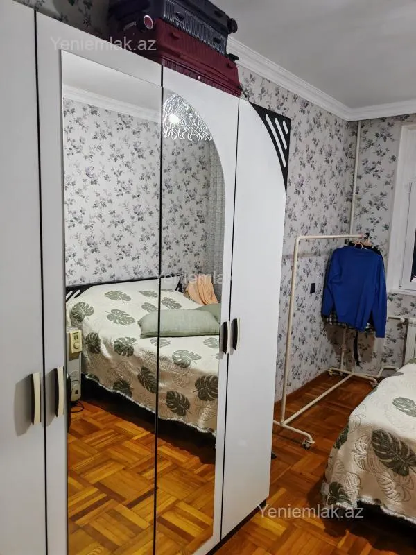 Satılır 3 otaqlı köhnə tikili 67.41 m²