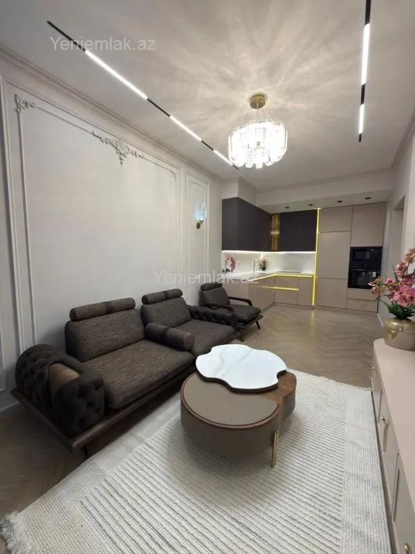 Satılır 3 otaqlı yeni tikili 90 m²