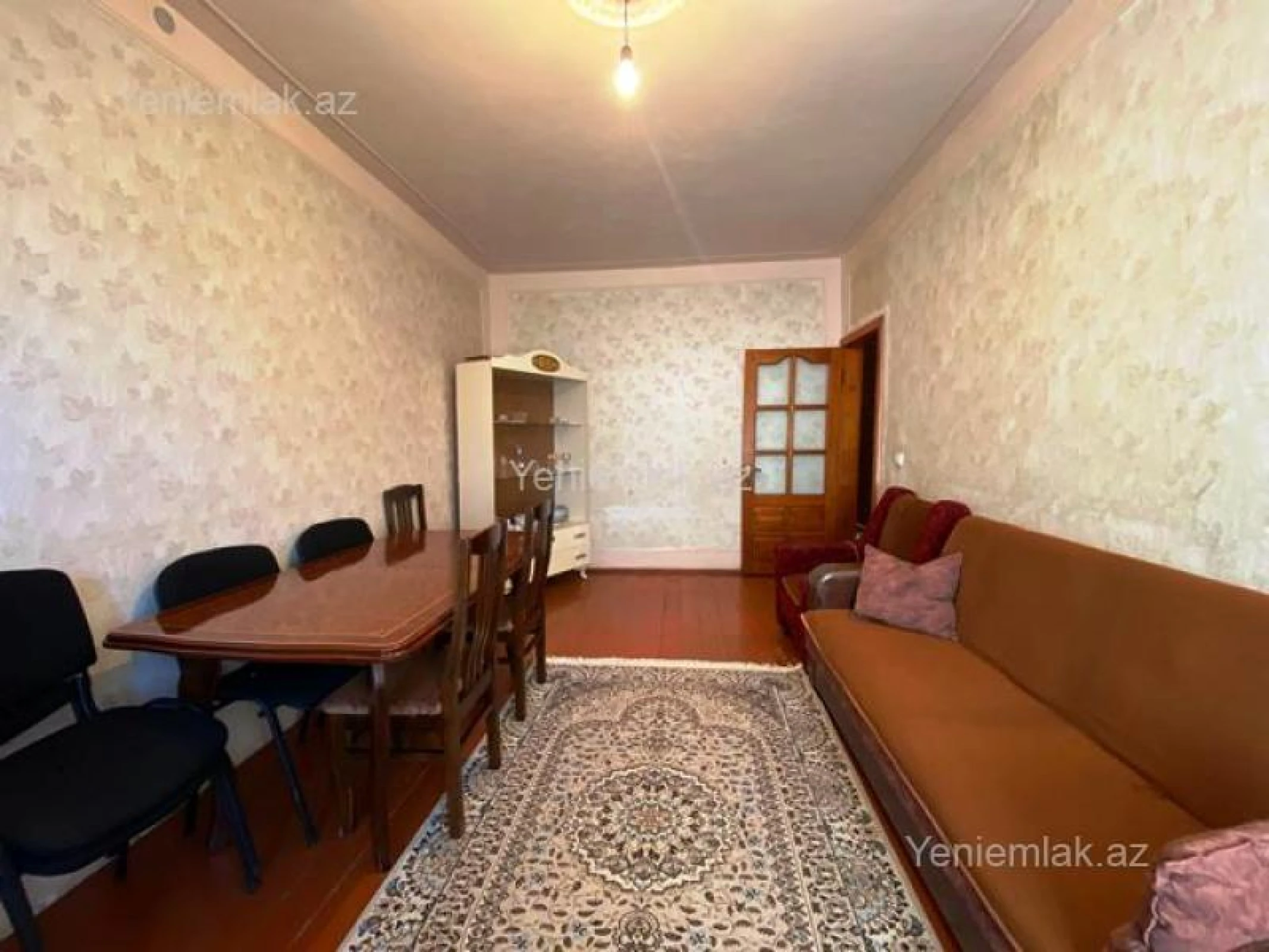Satılır 3 otaqlı köhnə tikili 80 m²