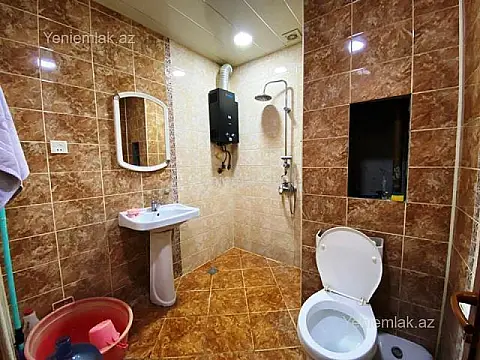 Satılır 3 otaqlı köhnə tikili 80 m²