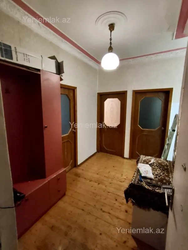 Satılır 3 otaqlı yeni tikili 85 m²