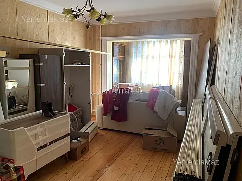 Satılır 3 otaqlı köhnə tikili 90 m² — Bakı, Binəqədi 3 otaq 90.00 m²