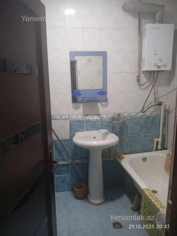 Satılır 4 otaqlı köhnə tikili 78 m²