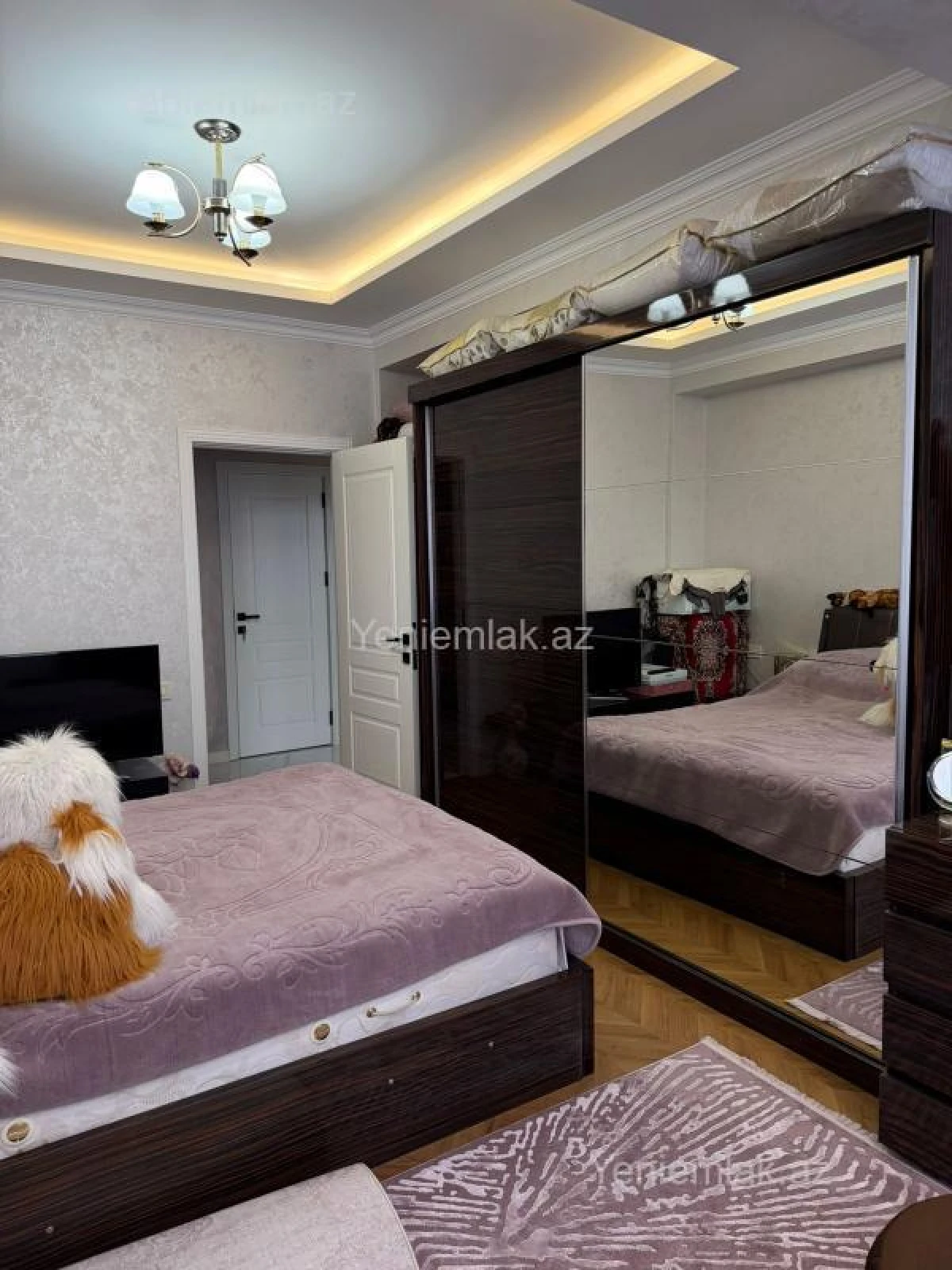 Satılır 2 otaqlı yeni tikili 72 m²