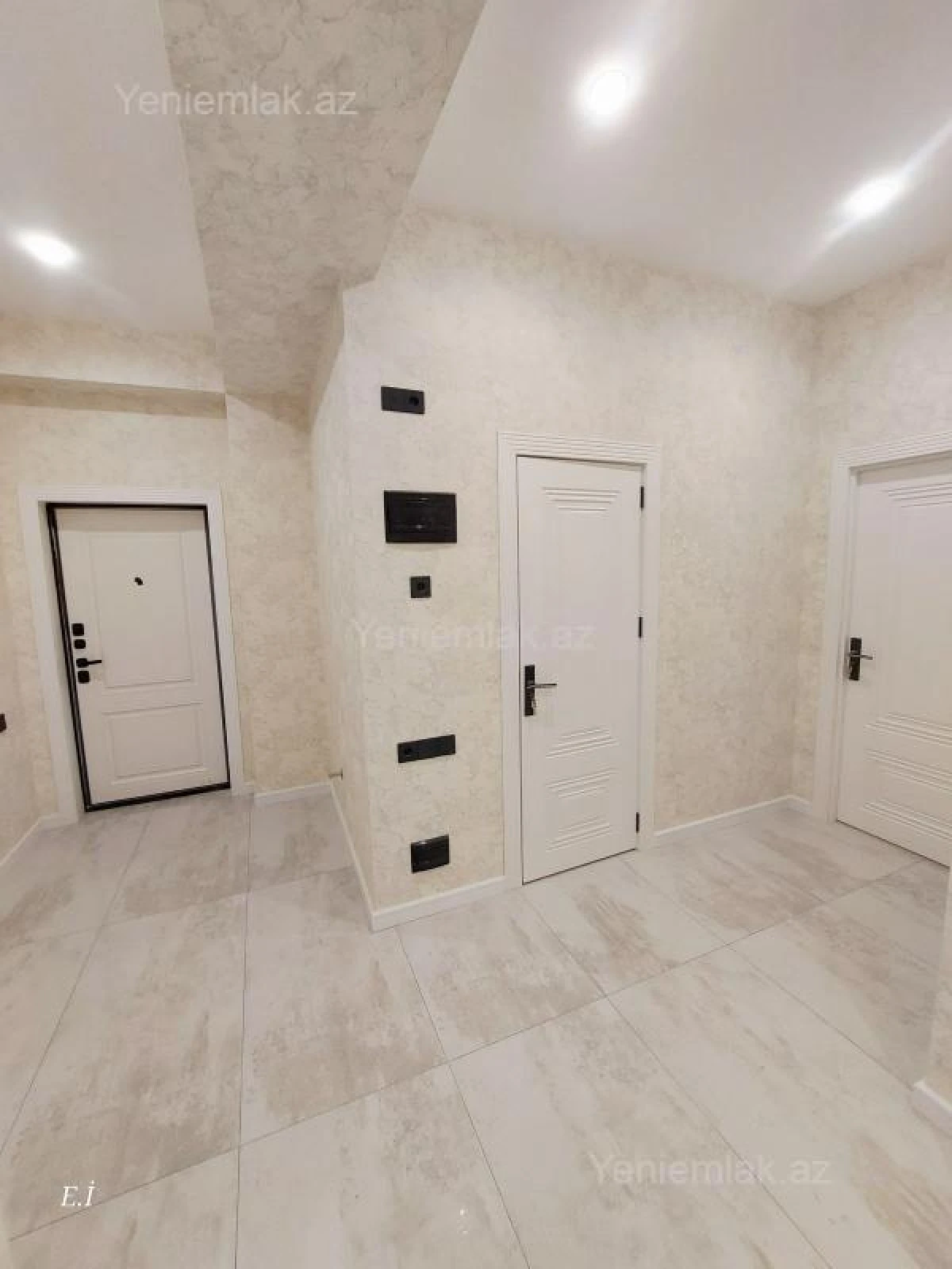Satılır 1 otaqlı yeni tikili 56 m²