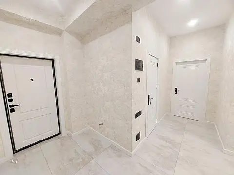 Satılır 1 otaqlı yeni tikili 56 m²