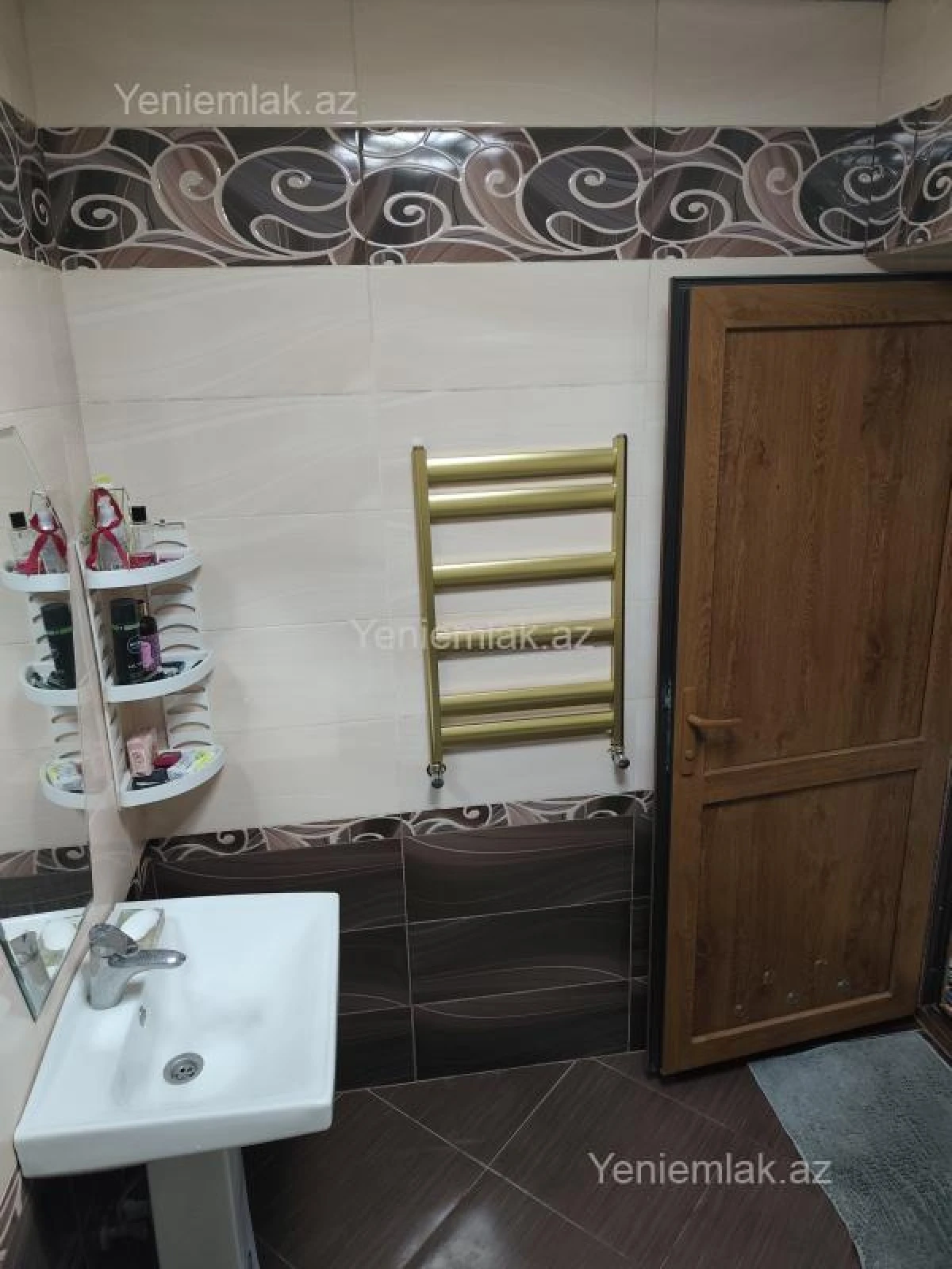 Satılır 4 otaqlı köhnə tikili 90 m²