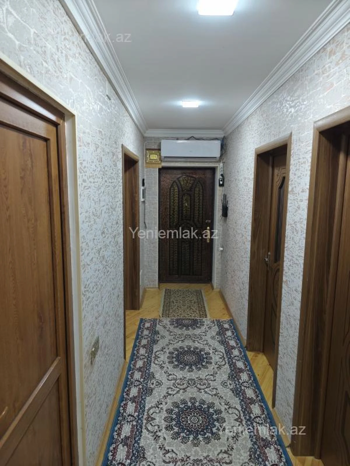 Satılır 4 otaqlı köhnə tikili 90 m²