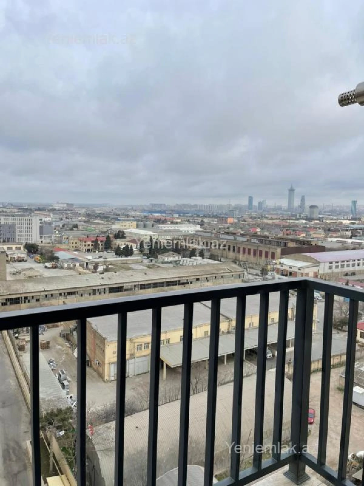 Satılır 3 otaqlı yeni tikili 80 m²