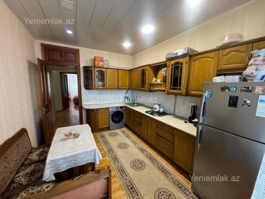 Satılır 3 otaqlı yeni tikili 115 m²