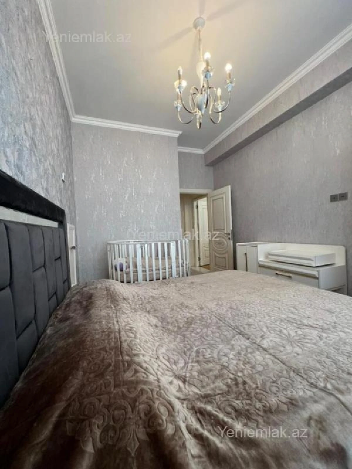 Satılır 2 otaqlı yeni tikili 65 m²