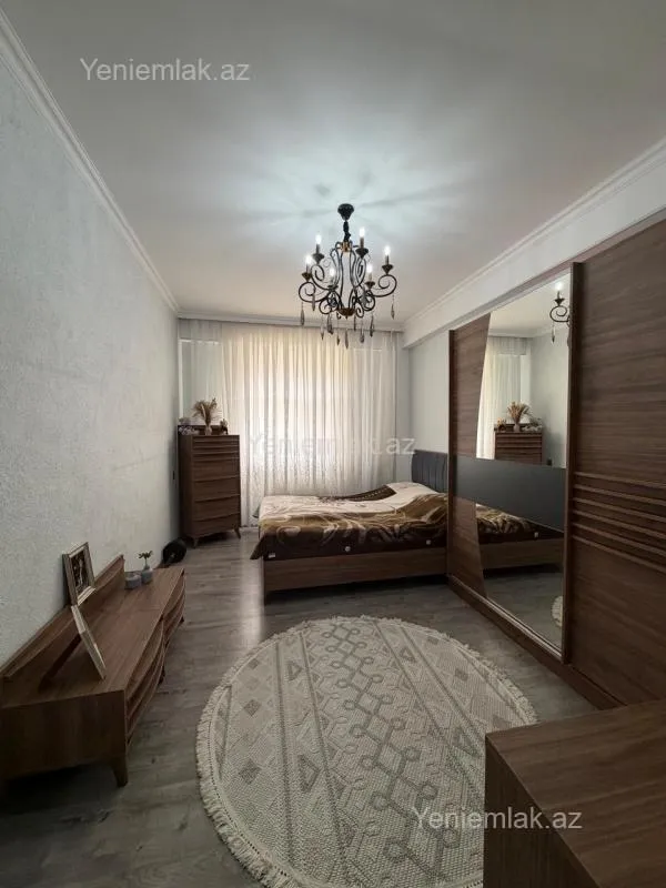 Satılır 2 otaqlı yeni tikili 82 m²