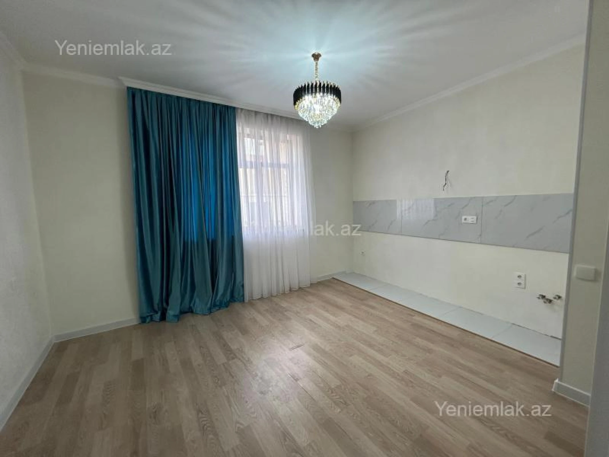 Satılır 2 otaqlı köhnə tikili 35 m²