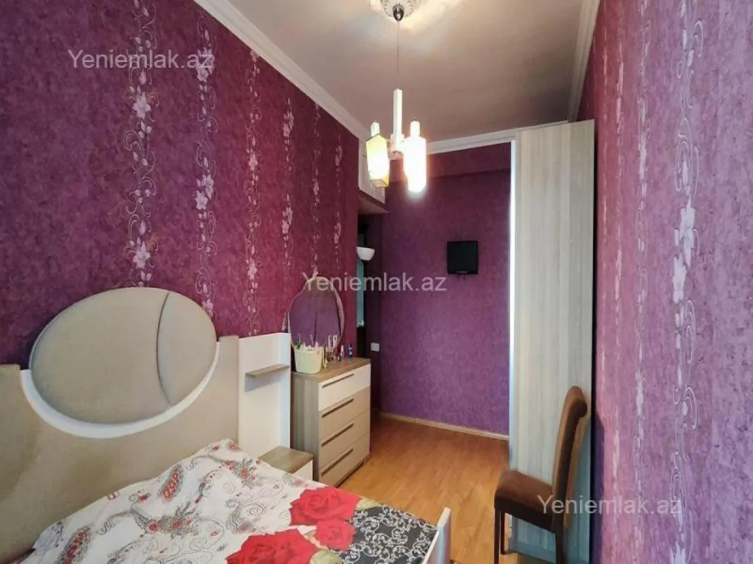 Satılır 4 otaqlı yeni tikili 128 m²