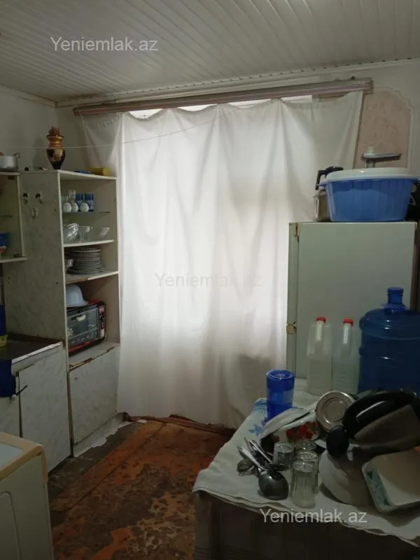Satılır 2 otaqlı köhnə tikili 44 m²