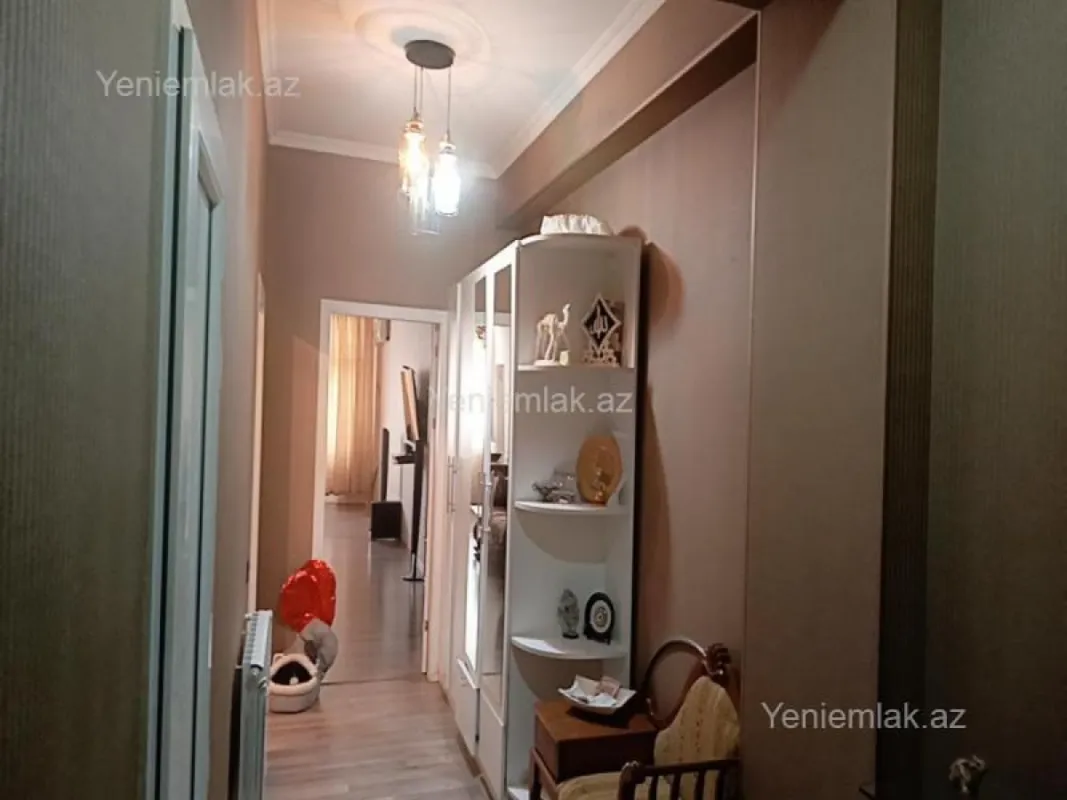 Satılır 3 otaqlı yeni tikili 100 m²