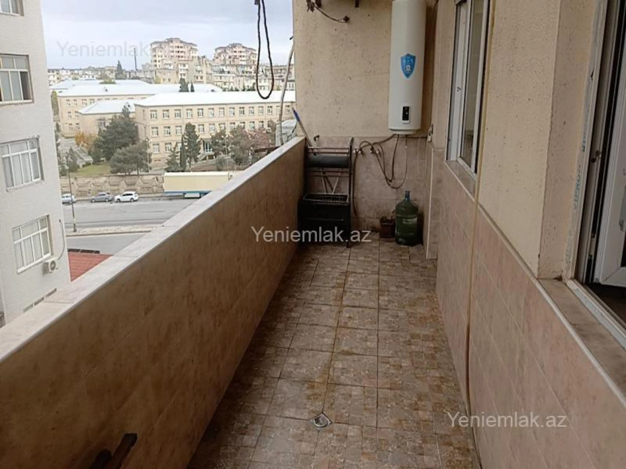 Satılır 3 otaqlı yeni tikili 100 m²