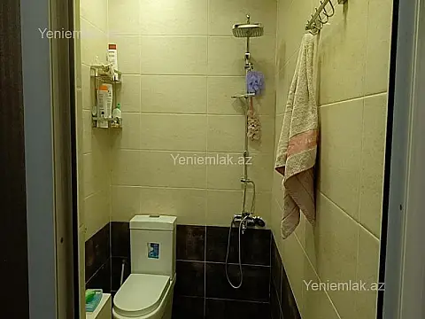 Satılır 3 otaqlı yeni tikili 100 m²