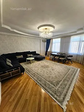 Satılır 3 otaqlı yeni tikili 132 m²