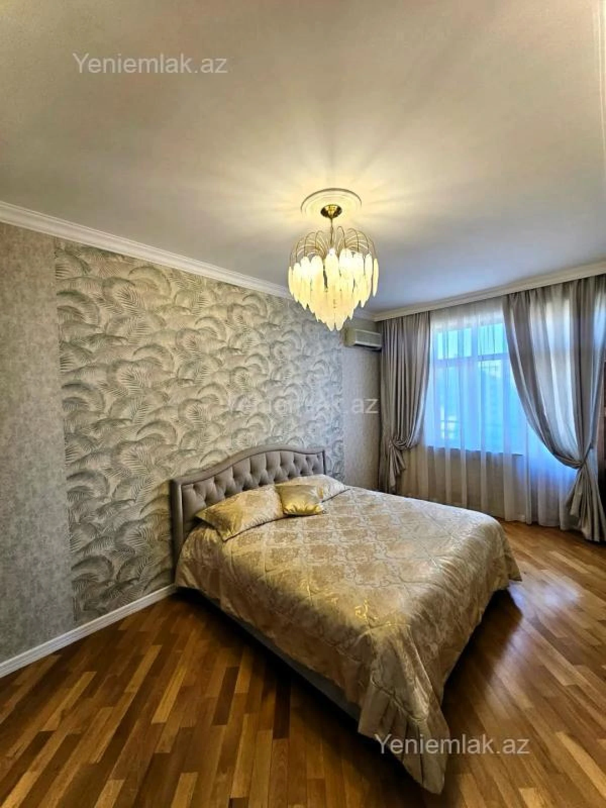 Satılır 3 otaqlı yeni tikili 132 m²