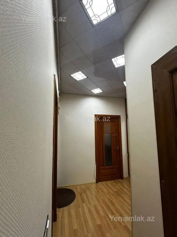 Satılır 3 otaqlı köhnə tikili 65 m²