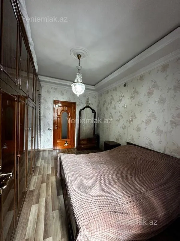 Satılır 3 otaqlı köhnə tikili 65 m²
