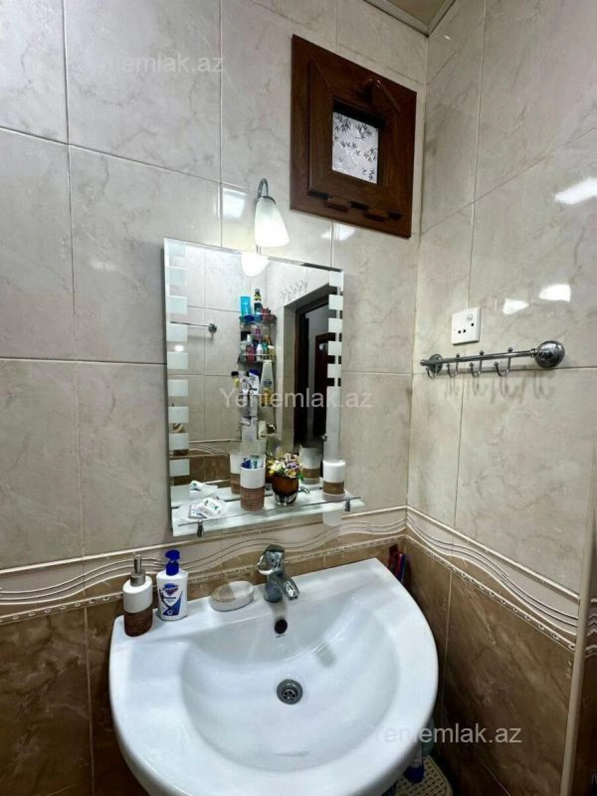 Satılır 3 otaqlı köhnə tikili 65 m²