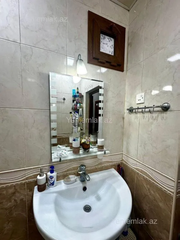 Satılır 3 otaqlı köhnə tikili 65 m²