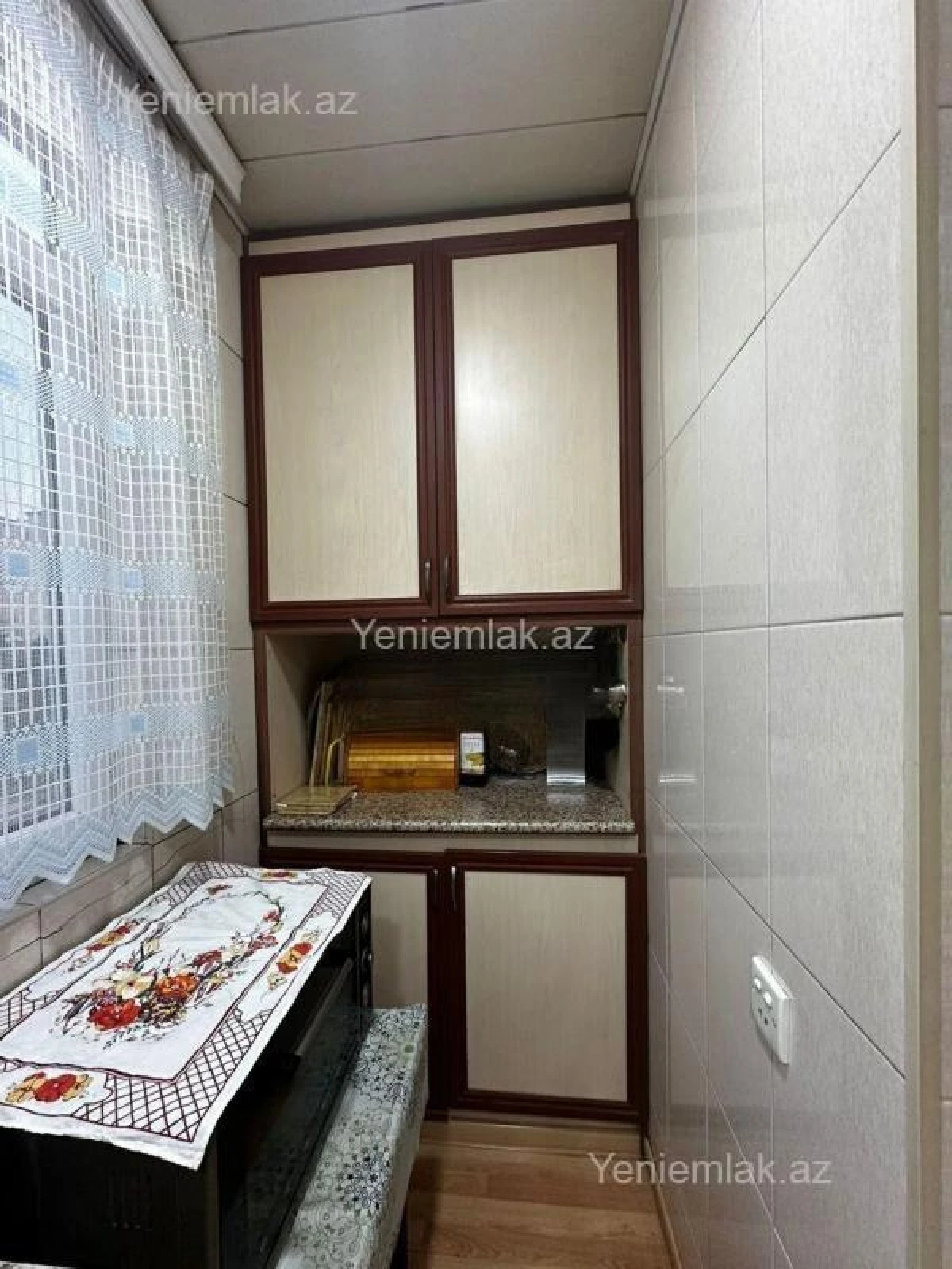 Satılır 3 otaqlı köhnə tikili 65 m²