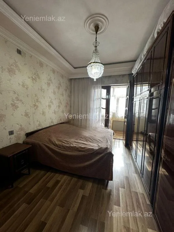 Satılır 3 otaqlı köhnə tikili 65 m²