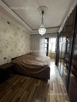 Satılır 3 otaqlı köhnə tikili 65 m²