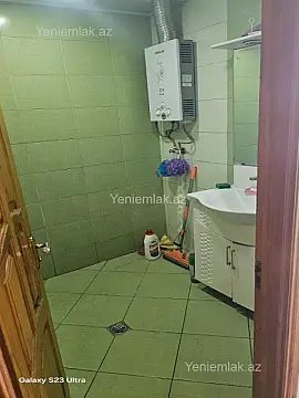 Satılır 2 otaqlı köhnə tikili 65 m²