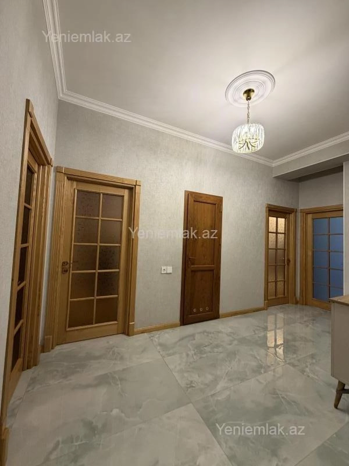 Satılır 3 otaqlı yeni tikili 105 m²