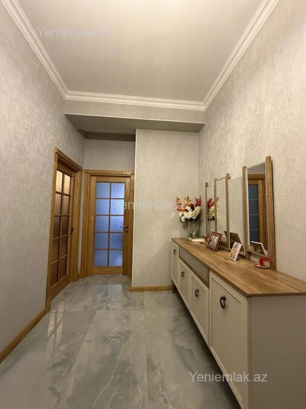 Satılır 3 otaqlı yeni tikili 105 m²