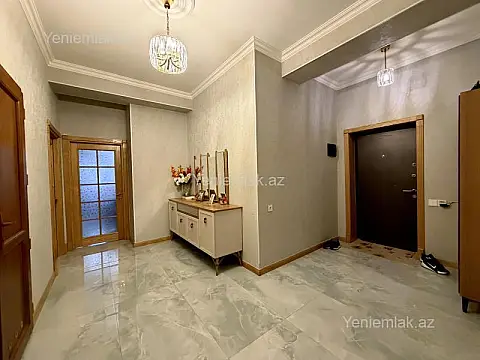Satılır 3 otaqlı yeni tikili 105 m²