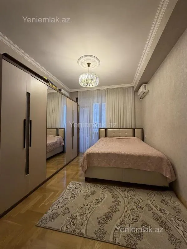 Satılır 3 otaqlı yeni tikili 105 m²