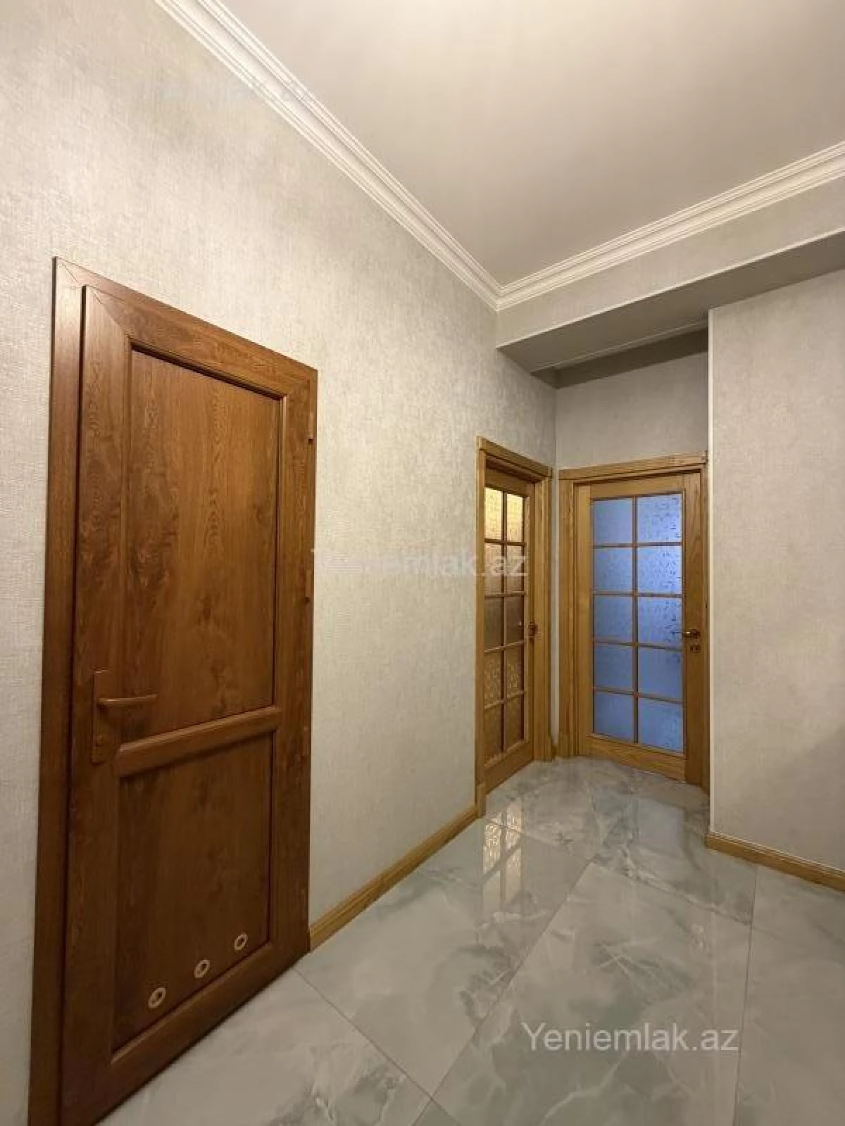 Satılır 3 otaqlı yeni tikili 105 m²