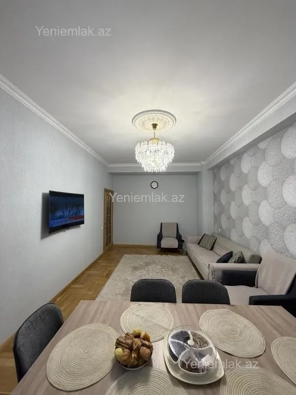 Satılır 3 otaqlı yeni tikili 105 m²