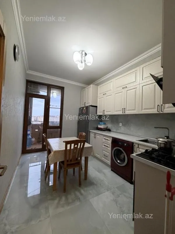 Satılır 3 otaqlı yeni tikili 105 m²