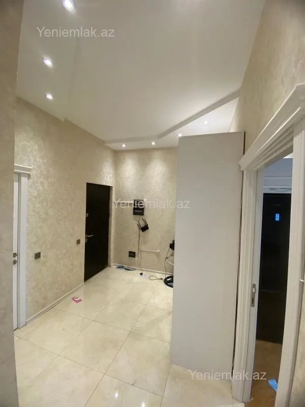 Satılır 3 otaqlı yeni tikili 127 m²