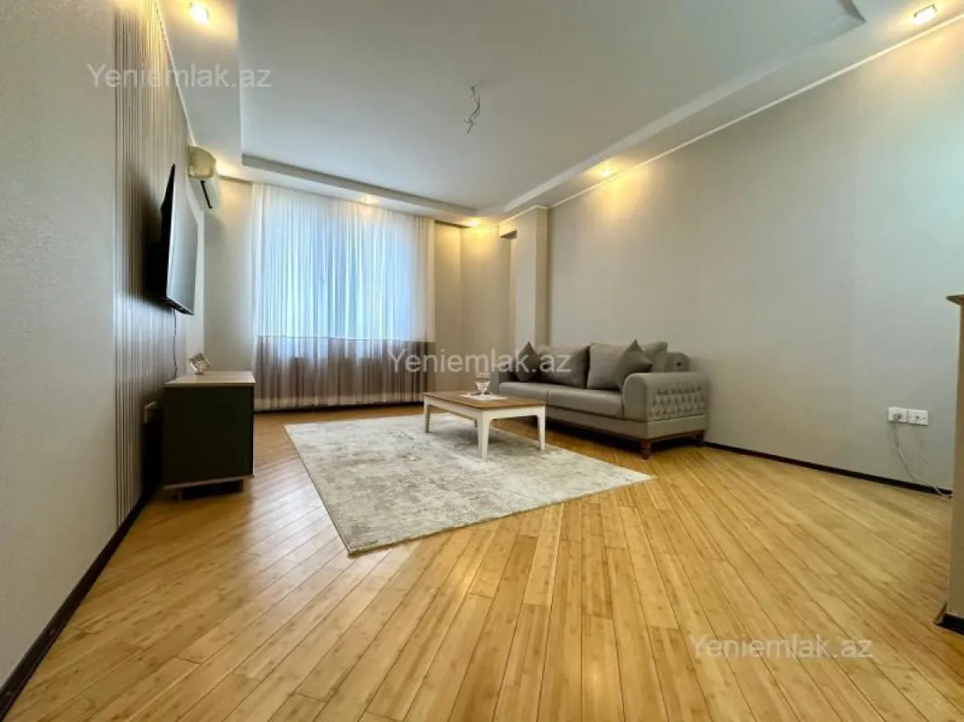 Satılır 2 otaqlı yeni tikili 70 m²