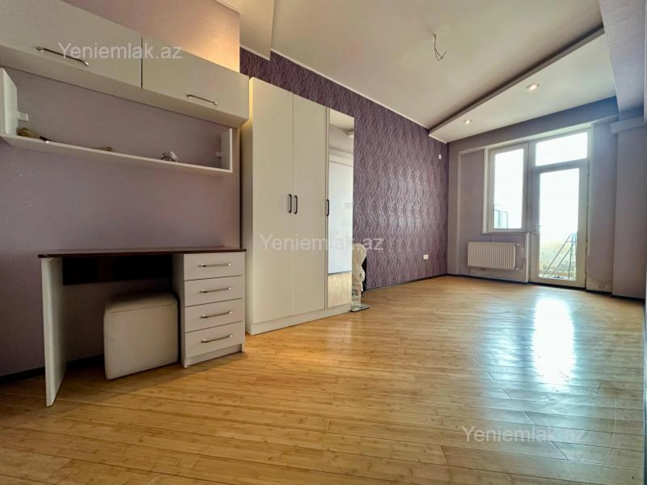 Satılır 2 otaqlı yeni tikili 70 m²