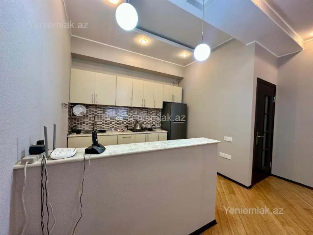 Satılır 2 otaqlı yeni tikili 70 m²