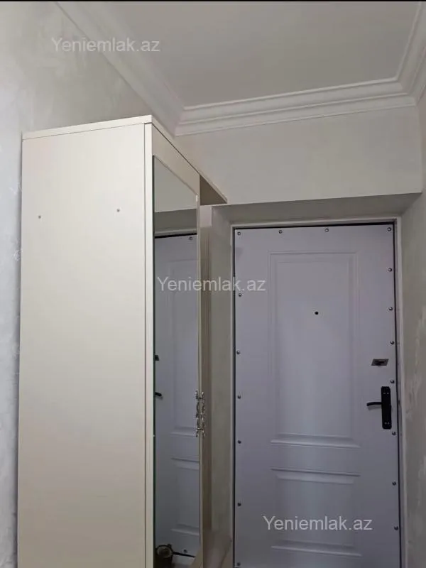 Satılır 2 otaqlı köhnə tikili 40 m²
