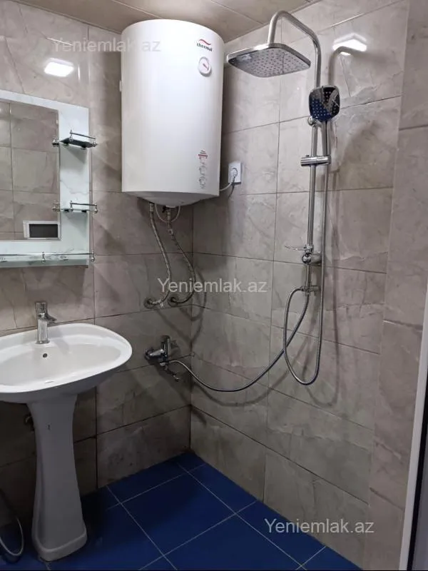 Satılır 2 otaqlı köhnə tikili 40 m²