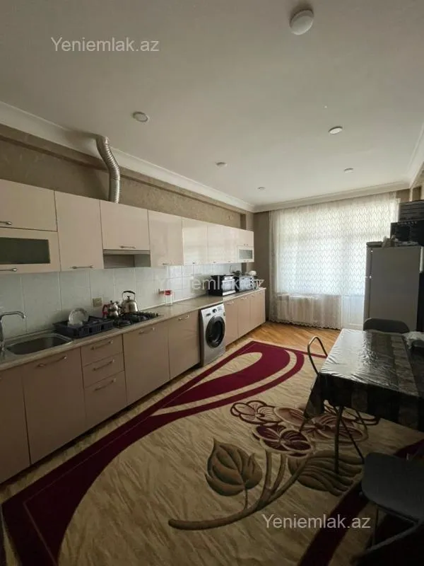 Satılır 2 otaqlı yeni tikili 105 m²
